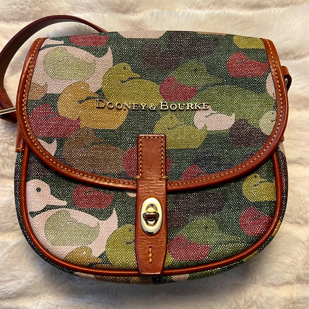 Like New Dooney & Bourke field bag